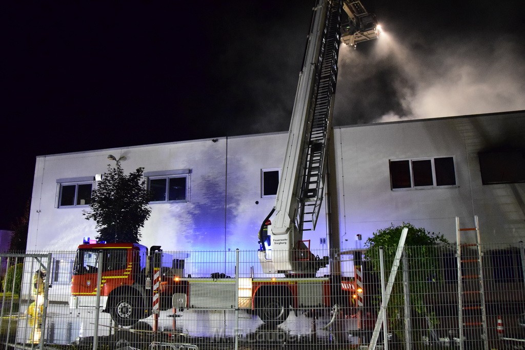 Grossbrand Halle Troisdorf Kriegsdorf Junkersring P728.JPG - Miklos Laubert